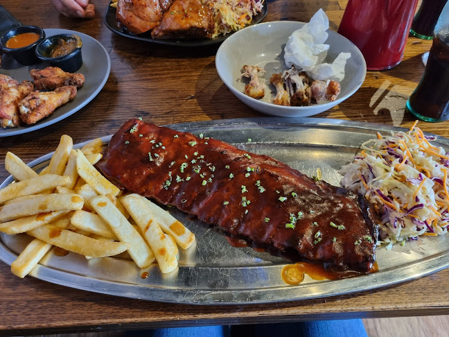 Lone Star Rib House Bunbury - Hospitality and gastronomy