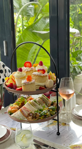 Van Loon’s Cafe - Hospitality and gastronomy