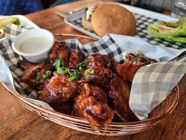 The Loose Moose - Hospitality and gastronomy