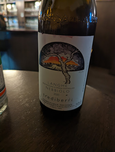 Comentarii opinii despre Ellington's Wine Bar & Rooftop