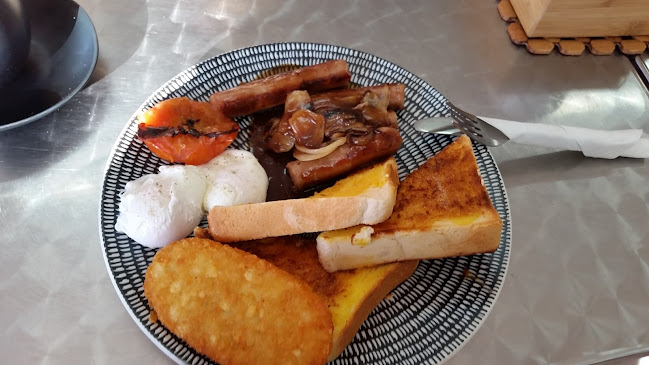 Rise Bakehouse Cafe - Hospitality and gastronomy