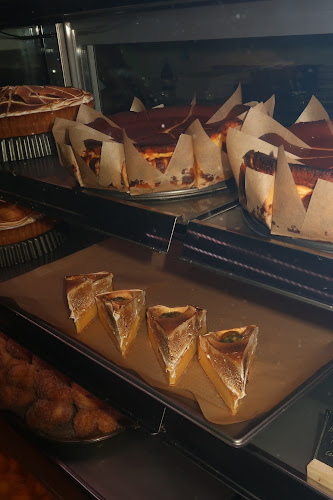 Holy Sugar - Hospitality and gastronomy