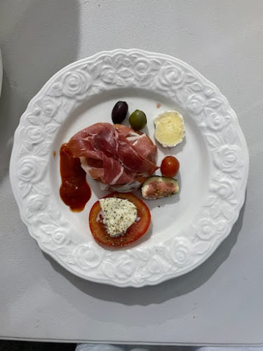 Comentarii opinii despre La Carta Art Gallery Cafe