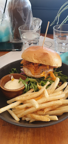 ViBE Street eats - White Hills