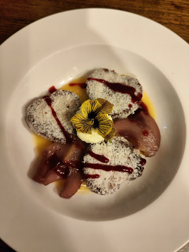 Opinii despre King Henry’s Restaurant în Sassafras - Hospitality and gastronomy