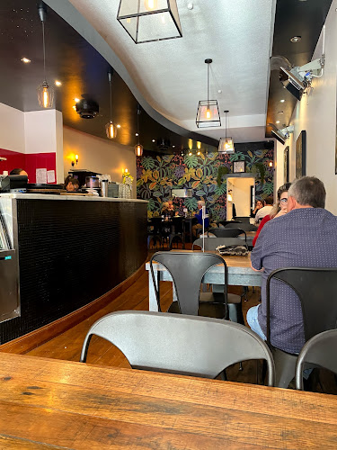 407 Peel St, Tamworth NSW 2340