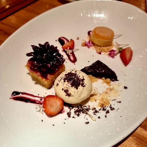 Comentarii opinii despre Rico Bar + Dining