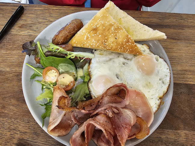 1/40-42 Hanlan St, Surfers Paradise QLD 4217