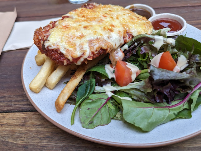 Opinii despre Courthouse Hotel în Newtown - Hospitality and gastronomy