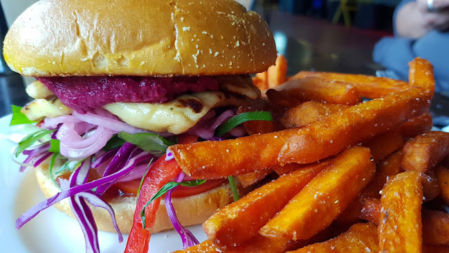 Comentarii opinii despre Nimbin Aquarius Cafe