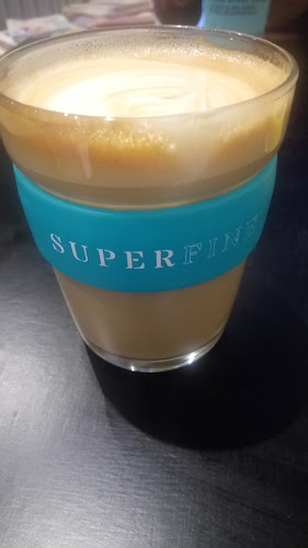 Comentarii opinii despre Superfine Cafe