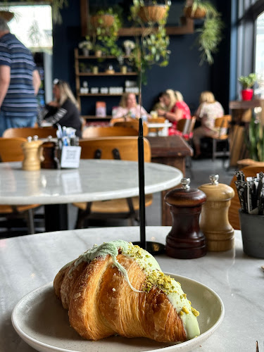 Comentarii opinii despre Wildflour Artisan Bakery & Cafe