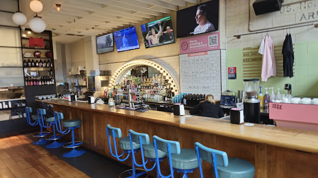 His Boy Elroy - Wollongong