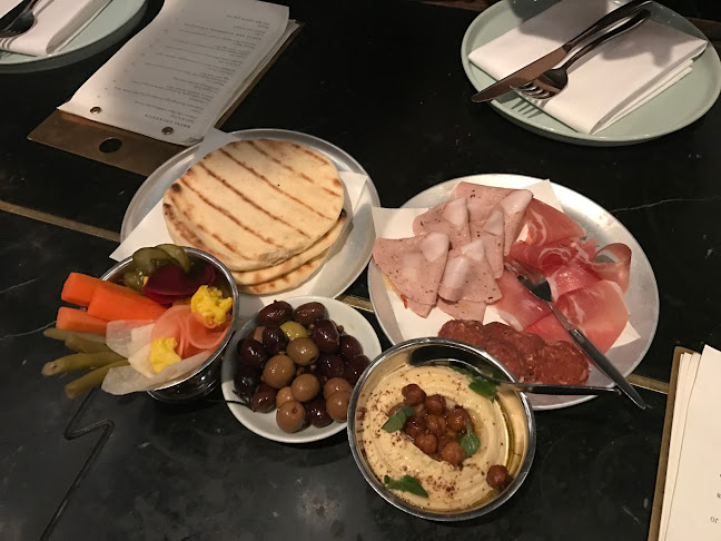 Mercado - Hospitality and gastronomy