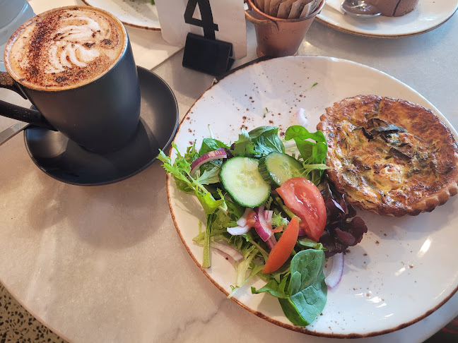 Comentarii opinii despre Rex Espresso