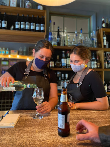 Comentarii opinii despre Trading Post Laguna