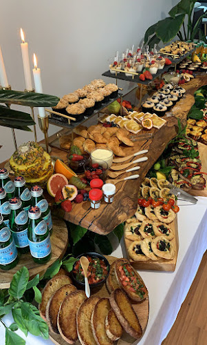 Comentarii opinii despre GRAZING IN COMPANY