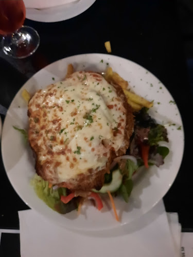 Rookies Pizzeria Bar & Grill