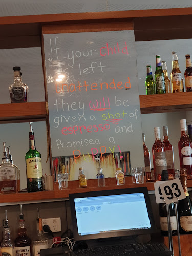 Total BS & Co. - Perth City Tavern - Hospitality and gastronomy