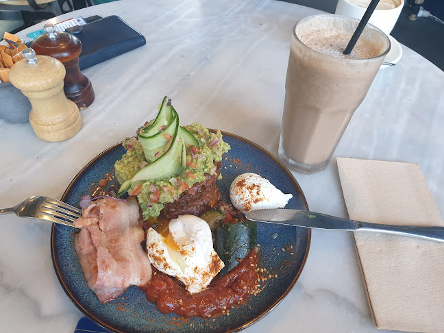 Opinii despre Wildflour Artisan Bakery & Cafe în Fyshwick - Hospitality and gastronomy