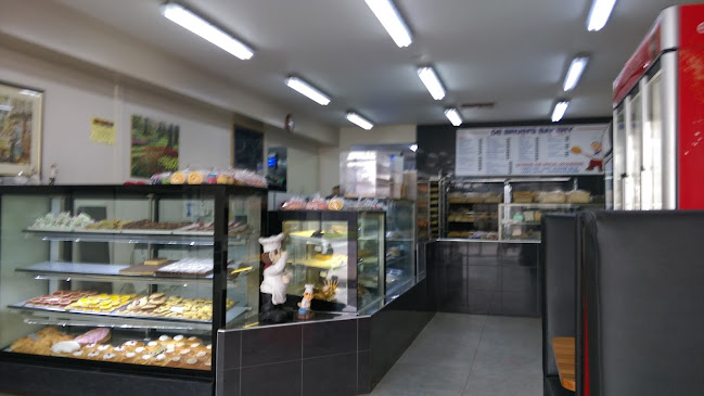 DEBRUIN'S BAKERY - Hospitality and gastronomy