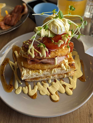 Unit 12/300 Marine Parade, Labrador QLD 4215