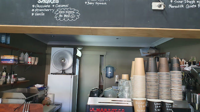 2/101 Fiddaman Rd, Emerald Beach NSW 2456