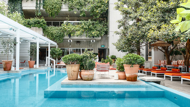 Pool Club - Hospitality and gastronomy