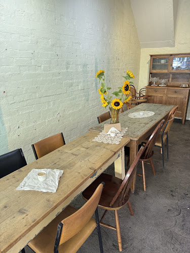 Holy Sugar - Hospitality and gastronomy