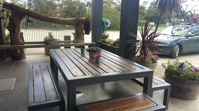 Little River Hotel Motel - Hospitality and gastronomy