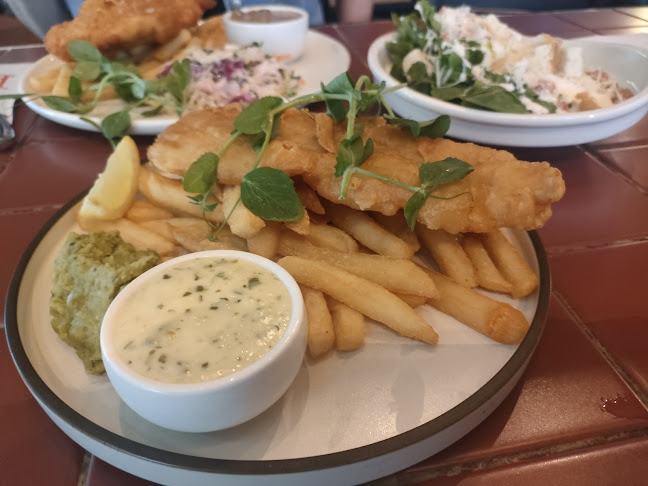 Pumphouse Restaurant & Bar - Hospitality and gastronomy