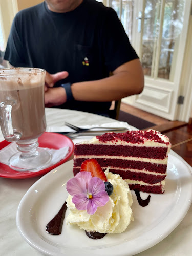 Poets Cafe - Hospitality and gastronomy