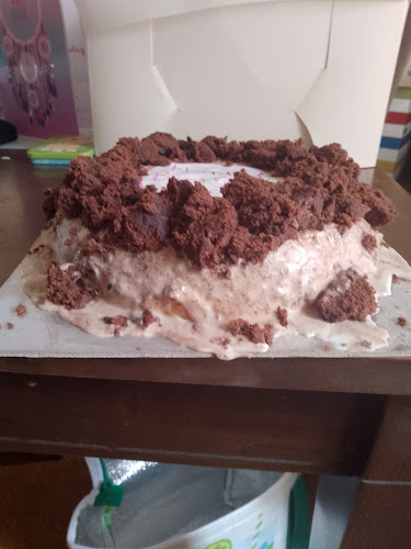 Shop 12, Holdfast Walk, 9 Moseley Sq, Glenelg SA 5045