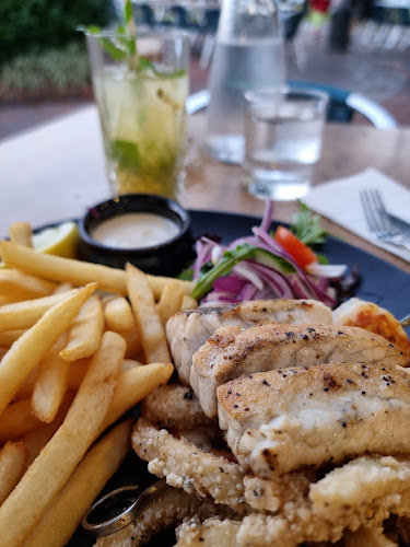 Mondo on the Waterfront - Cairns City