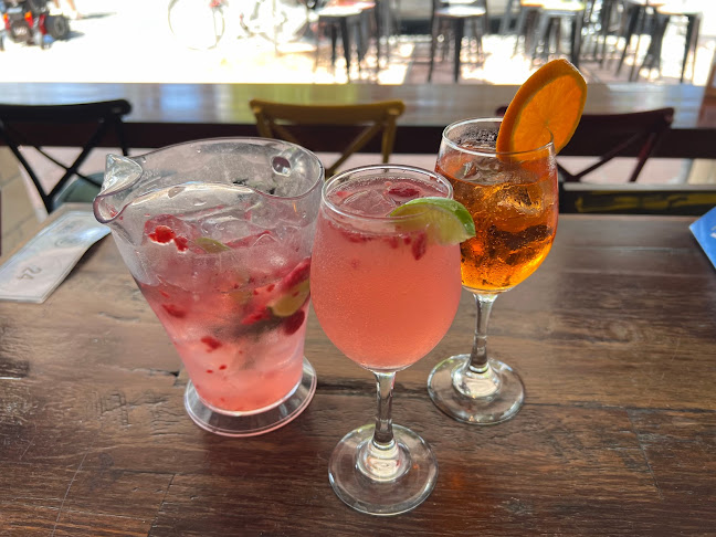 Comentarii opinii despre Barbossa Bar & Bottle Shop