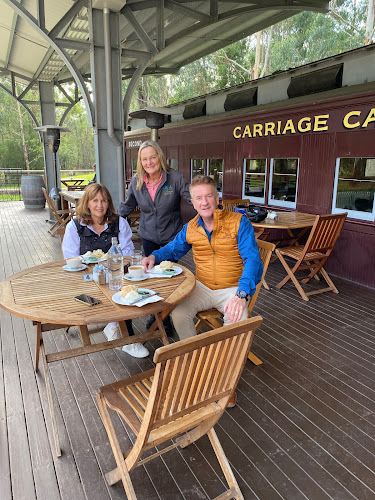 35 Seymour St, Seville VIC 3139