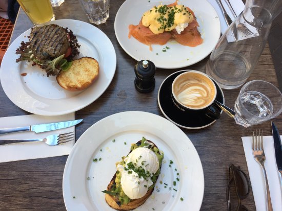 8 Bolton St, Newcastle NSW 2300