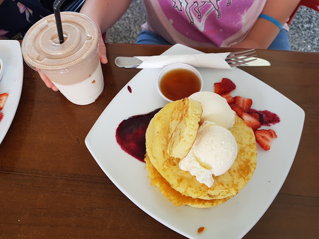 Comentarii opinii despre Freddy Fuddpukkas Cafe Coolum Beach