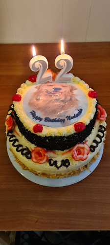 The Cake Hut - Melrose Park