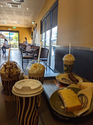 Zarraffa's Coffee Cairns Showground - Bungalow