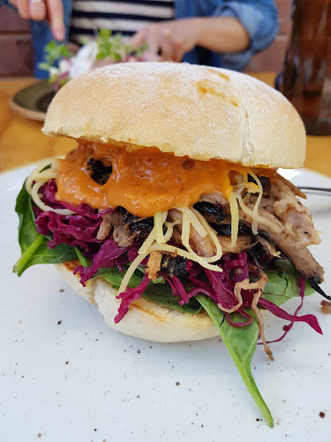 Opinii despre The General Food Store în Emerald - Hospitality and gastronomy