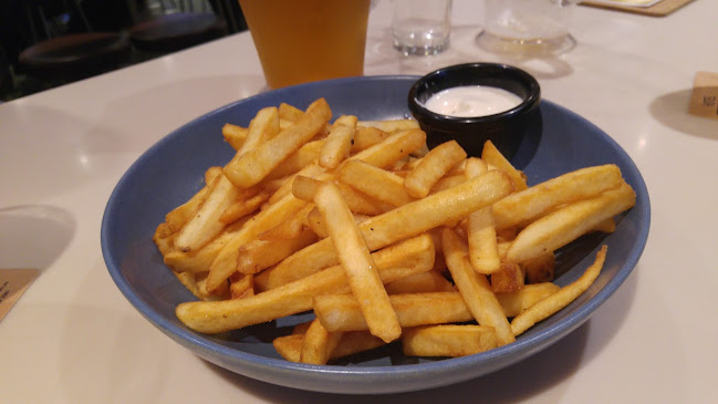 Kirribilli Hotel - Hospitality and gastronomy