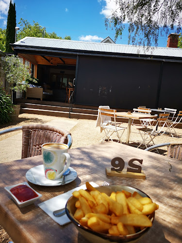 321 Cafe Learmonth - Melbourne