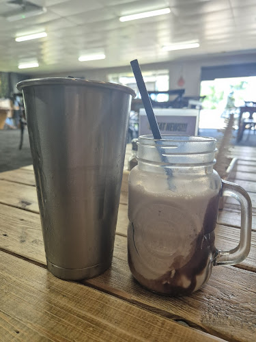 Comentarii opinii despre Up Tempo Cafe