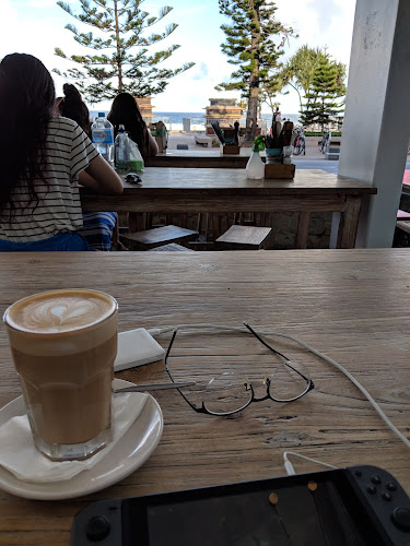 The Surfers Paradise Beach Cafe - Hospitality and gastronomy