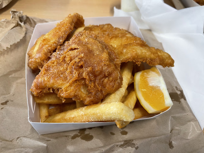 Strait Off The Boat - Hospitality and gastronomy