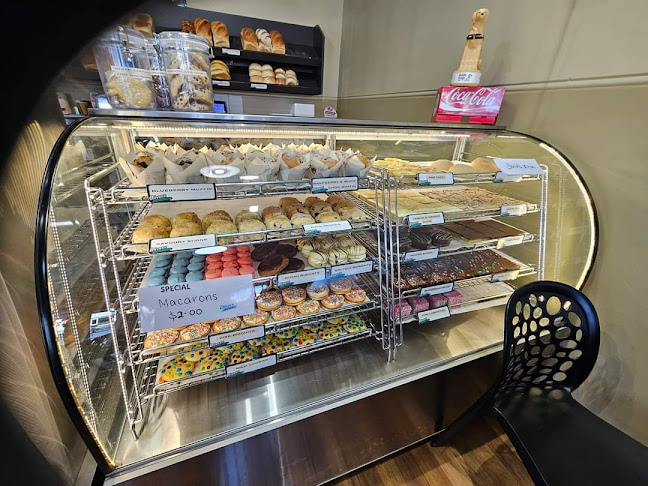 Latrobe Bakery and Cafe - Latrobe