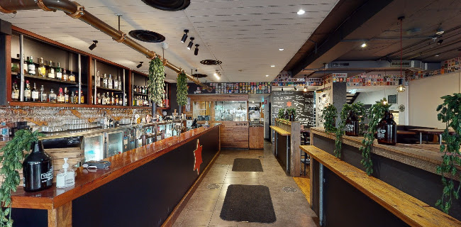Henley's Bar & Kitchen - Sydney