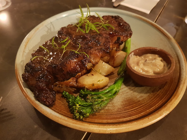 Smokehouse Meat & co Grill And Bar - Hospitality and gastronomy