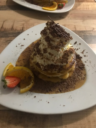 Cups N' Saucers - Raymond Terrace